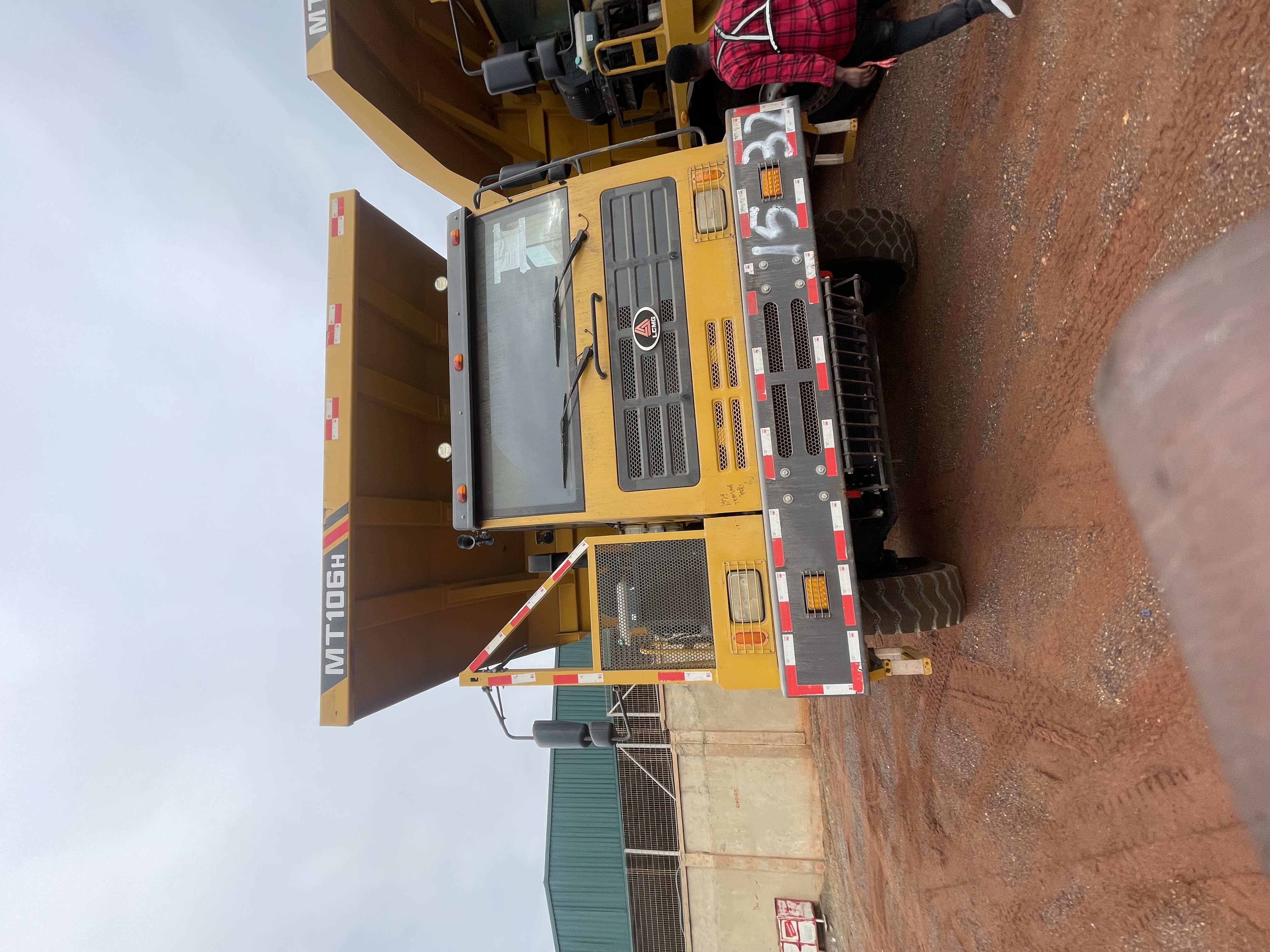 LGMG MT106H (KDT1) thumbnail 3