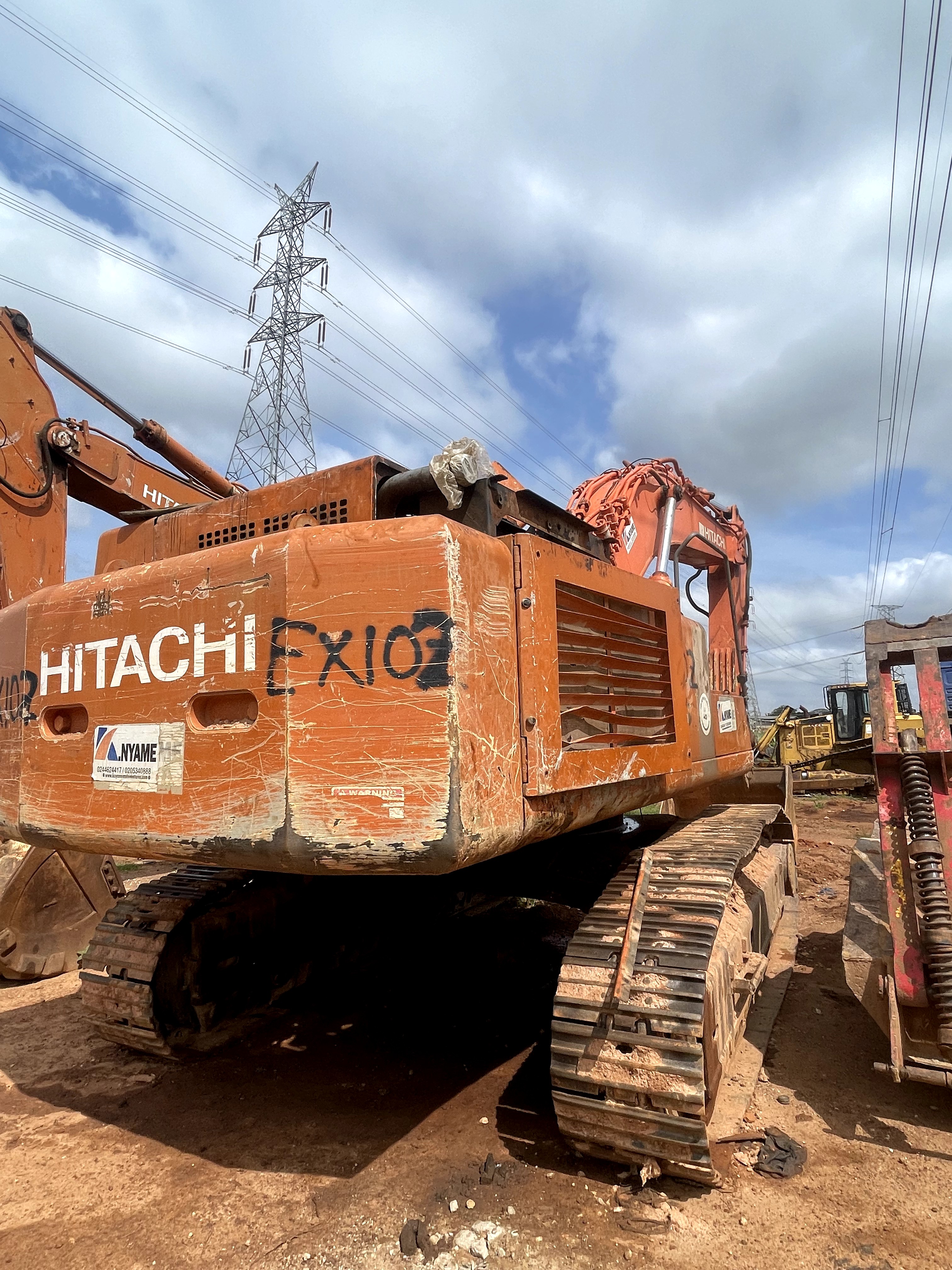 Hitachi 470 Excavator thumbnail 5